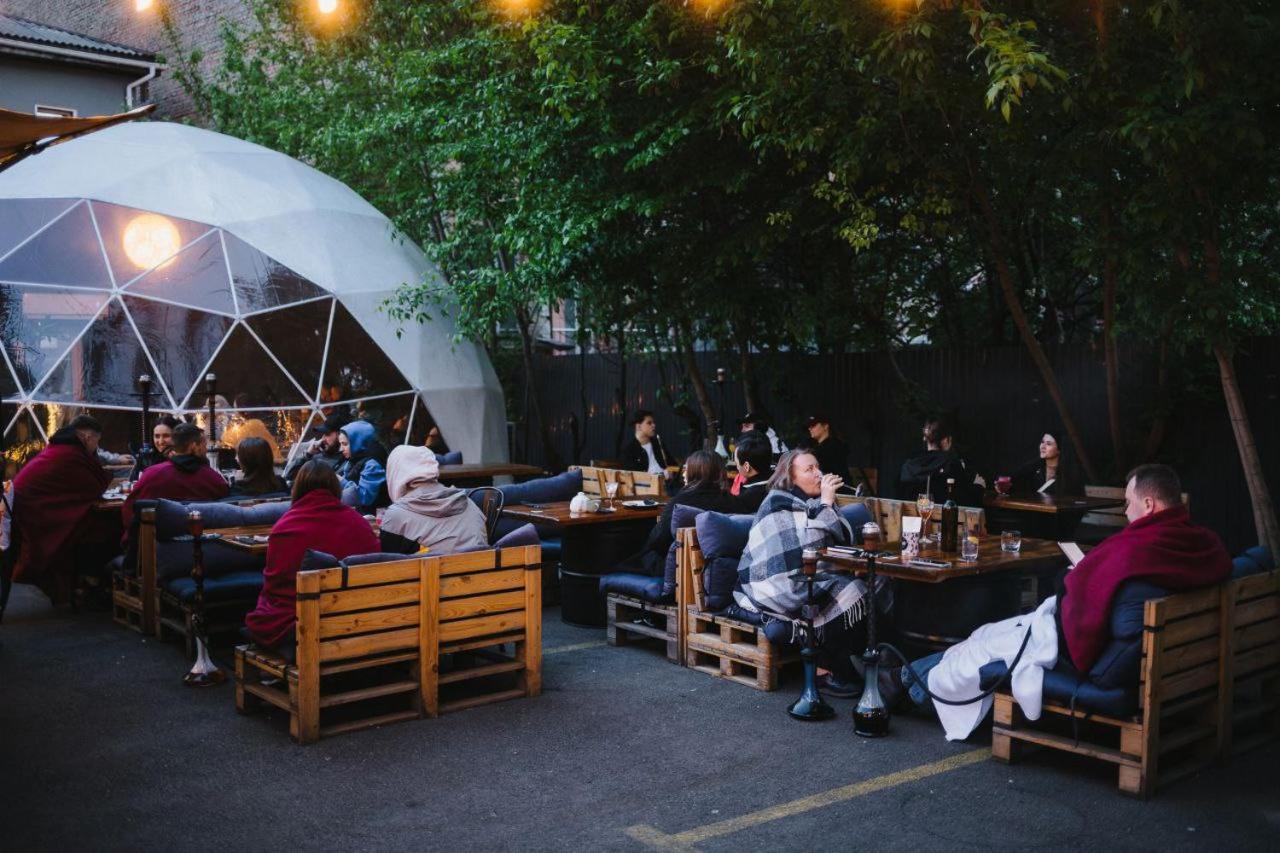 P2B Hostel & Bar Kyiv Exterior photo